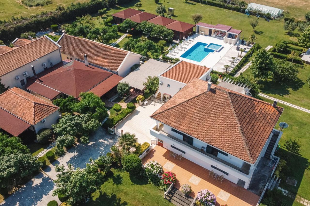 Christopher'S Apartments Ulcinj Exterior foto