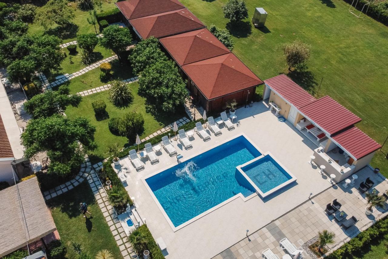 Christopher'S Apartments Ulcinj Exterior foto