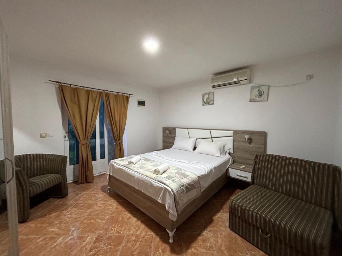 Christopher'S Apartments Ulcinj Exterior foto